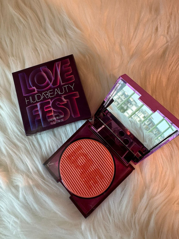 Huda beauty- Lovefest Cream Blush